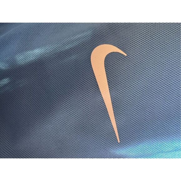 Nike men’s drip-fit golf polo standard fit (S) - Picture 4 of 7